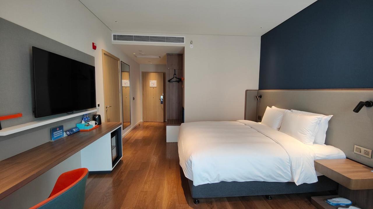 Standard King Room - Accessible
