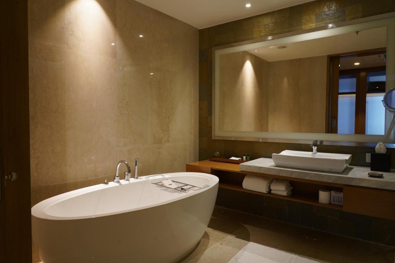 Two Bedroom Apartment City View Includes 1324 sqft,1413355643:JPEG