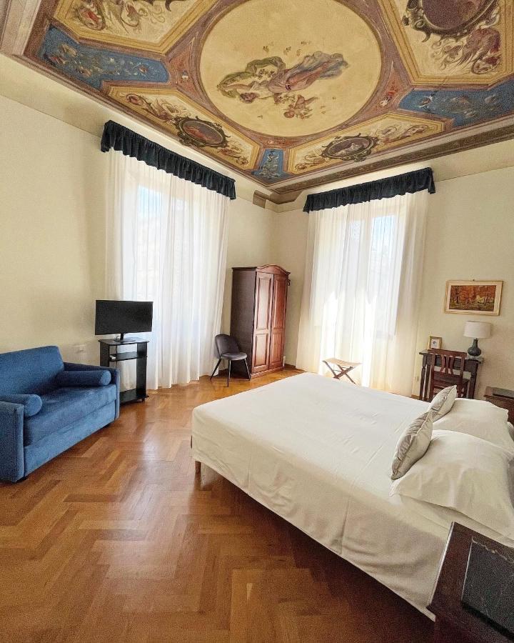 Deluxe Double Room,1414785183:JPEG