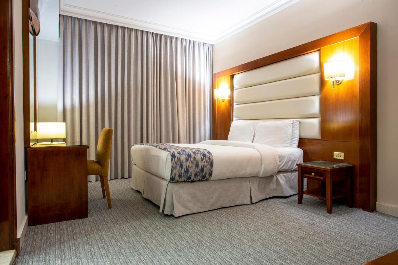 Standard King Room