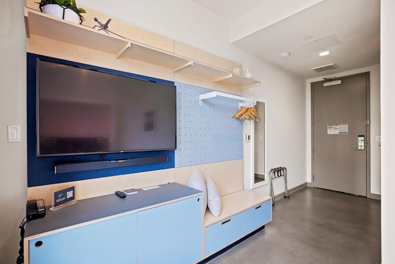 Five Bedroom Suite