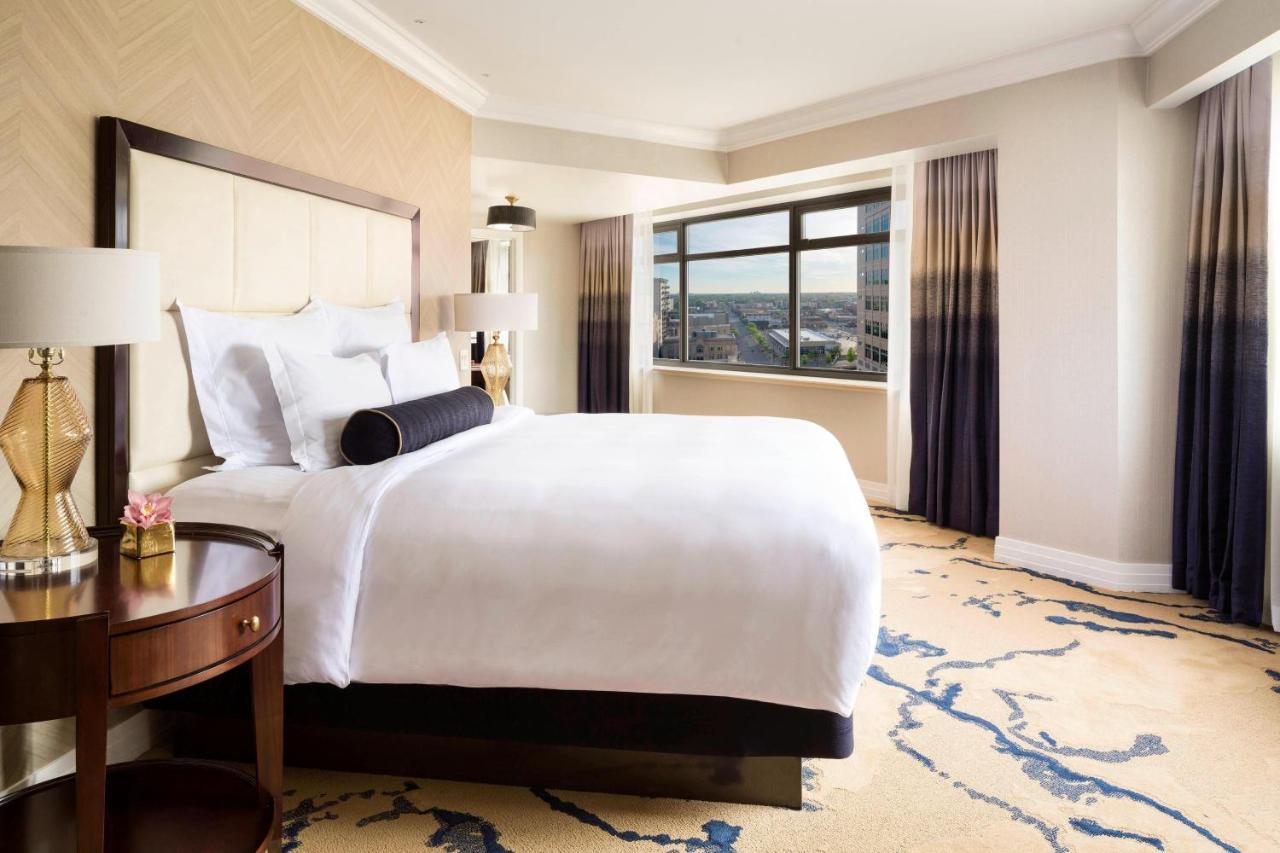 Two-Bedroom Executive Suite with City View - Mid Floor