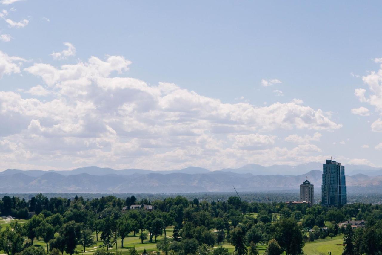 King Room with Mountain View