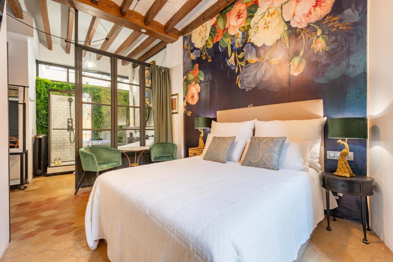 Deluxe Double Room with Bath