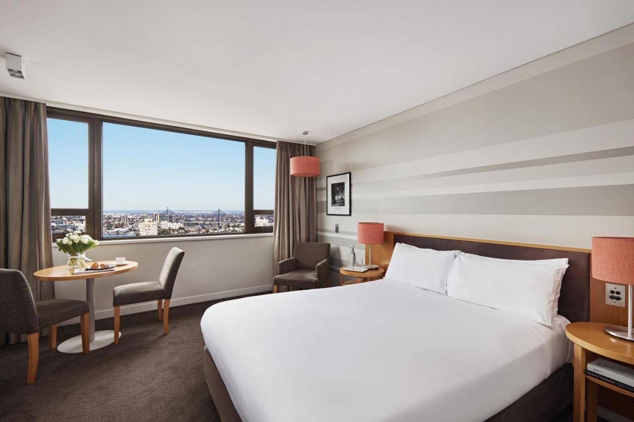 Skyline King Room
