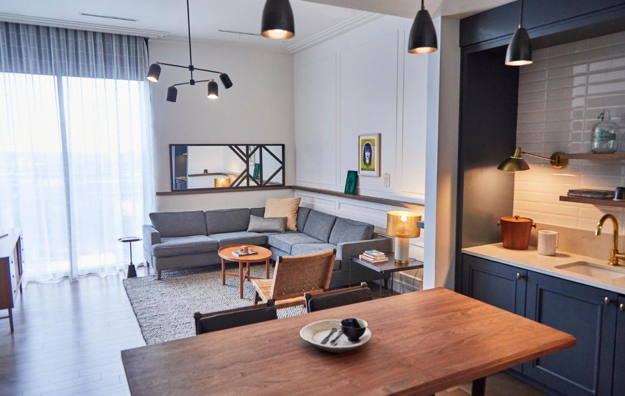 Signature Suite, 1 King River View