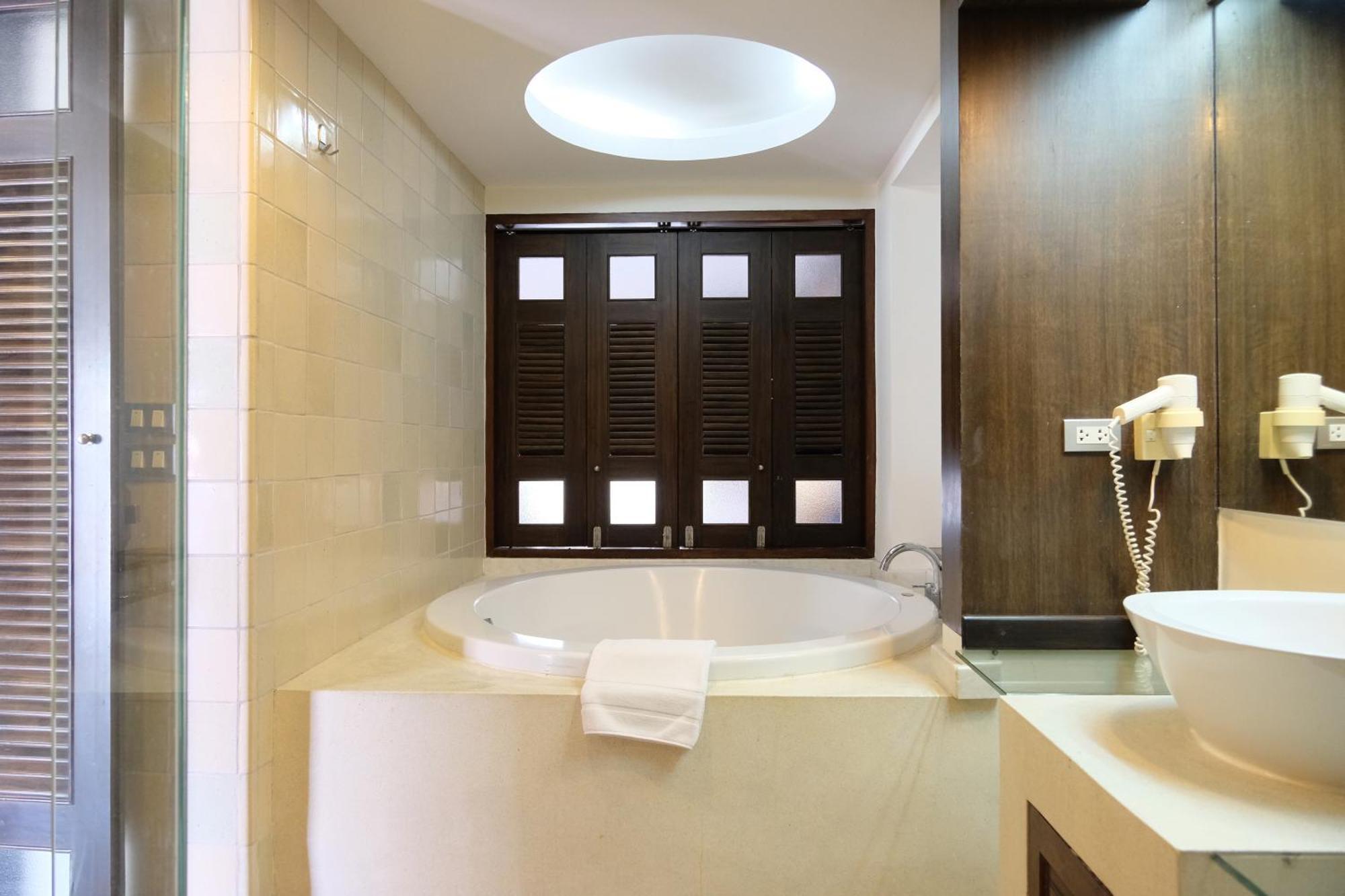Executive Triple Room