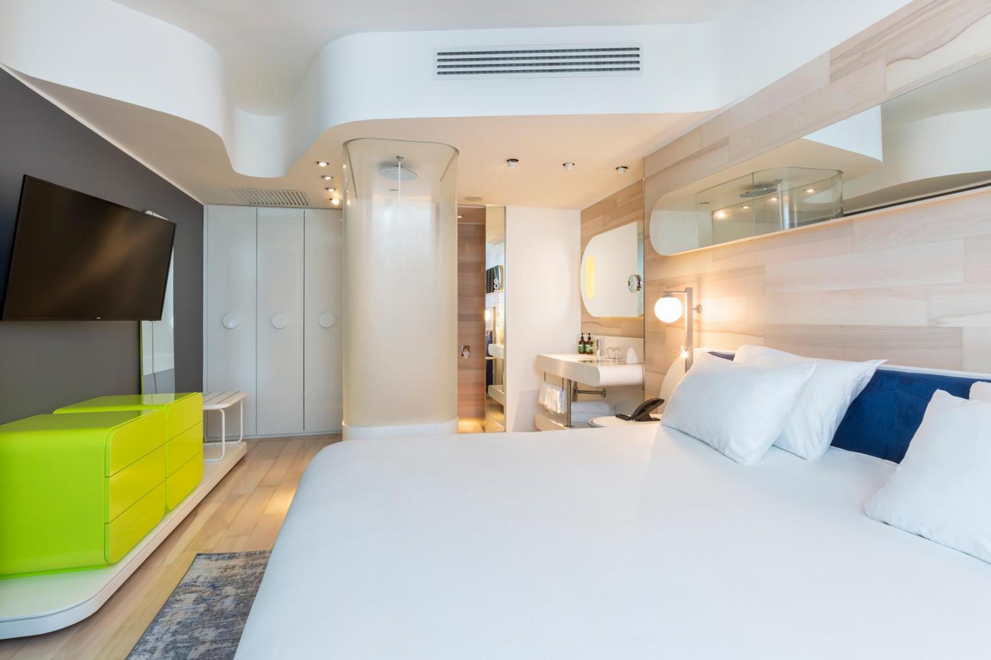 One-Bedroom Suite