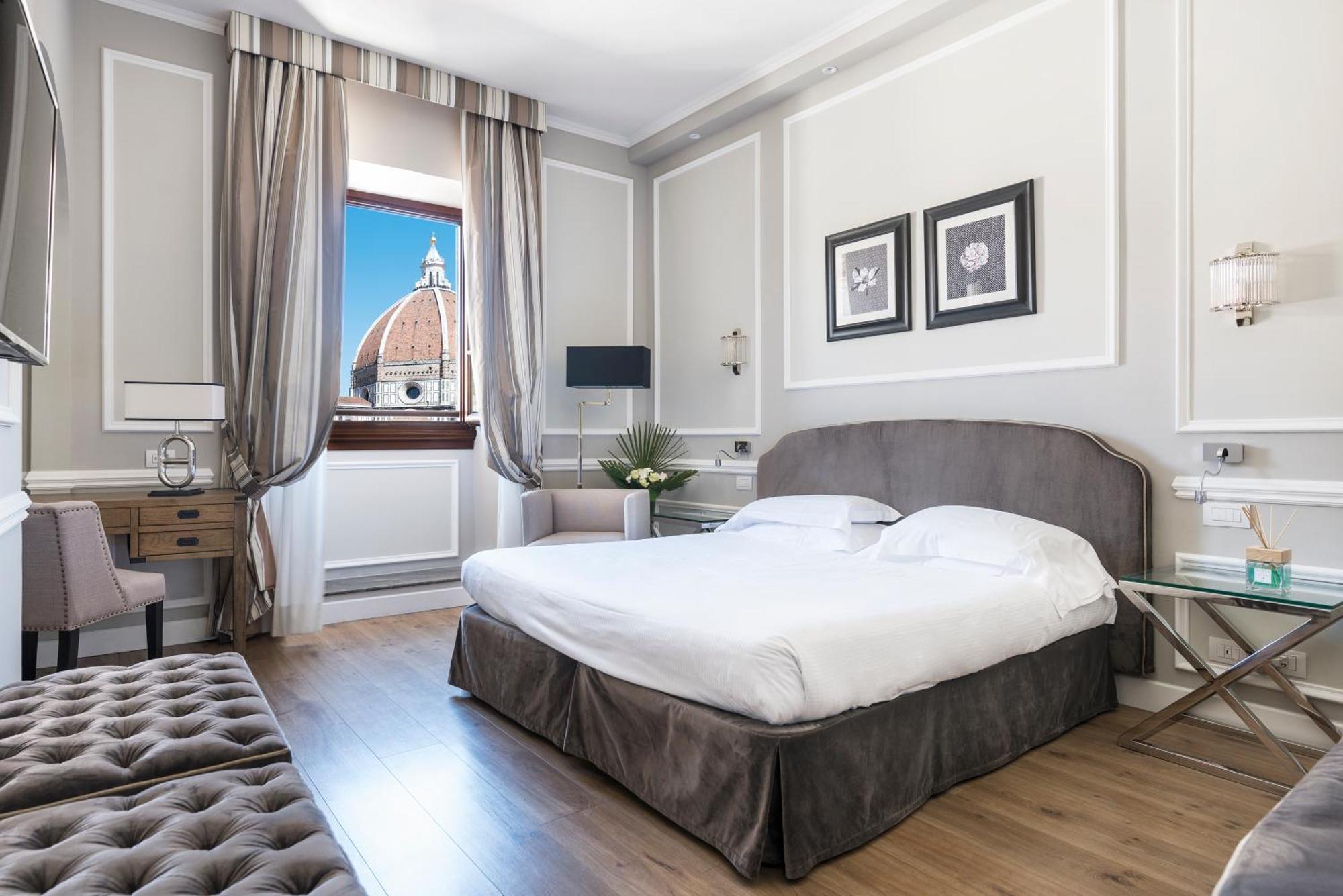 Prestige Double or Twin Room with Cathedral View