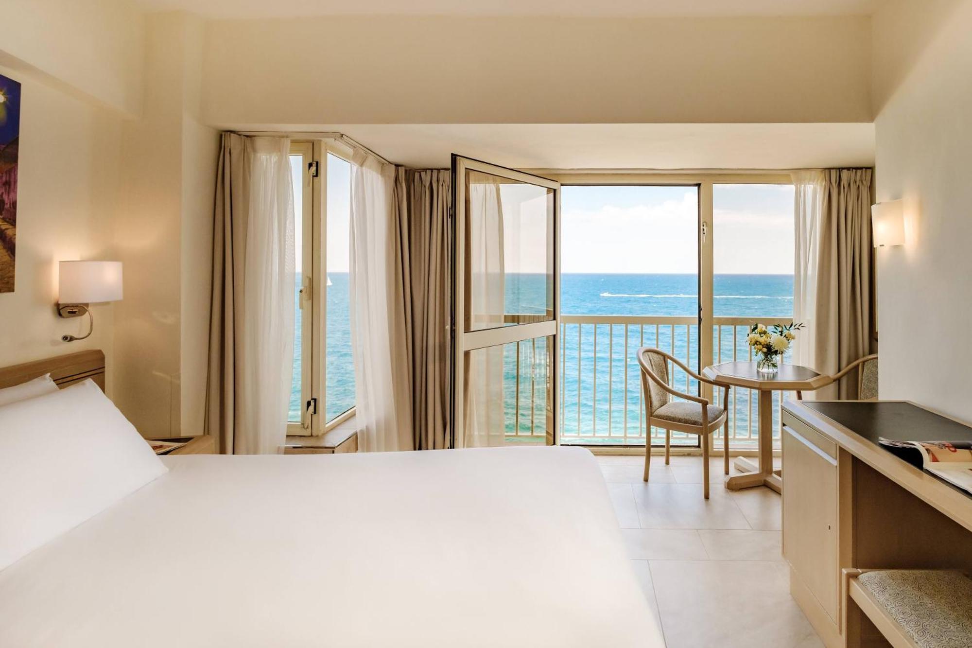 Standard Double or Twin Room with Sea View