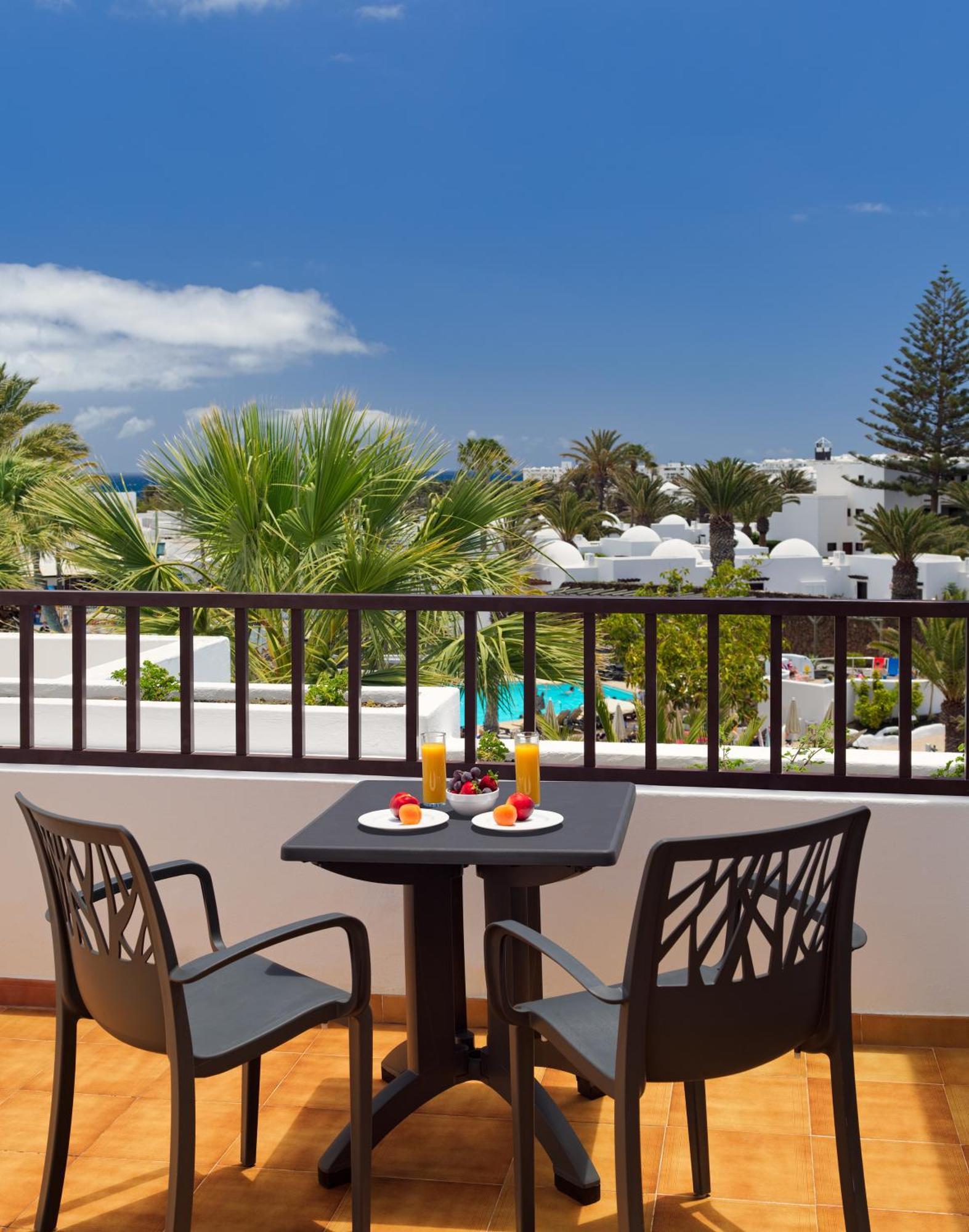 Family Suite with Pool View (3 Adults)
