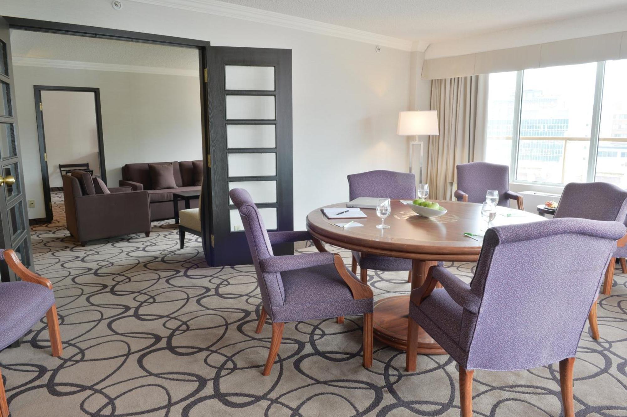 One-Bedroom Suite - Top Floor