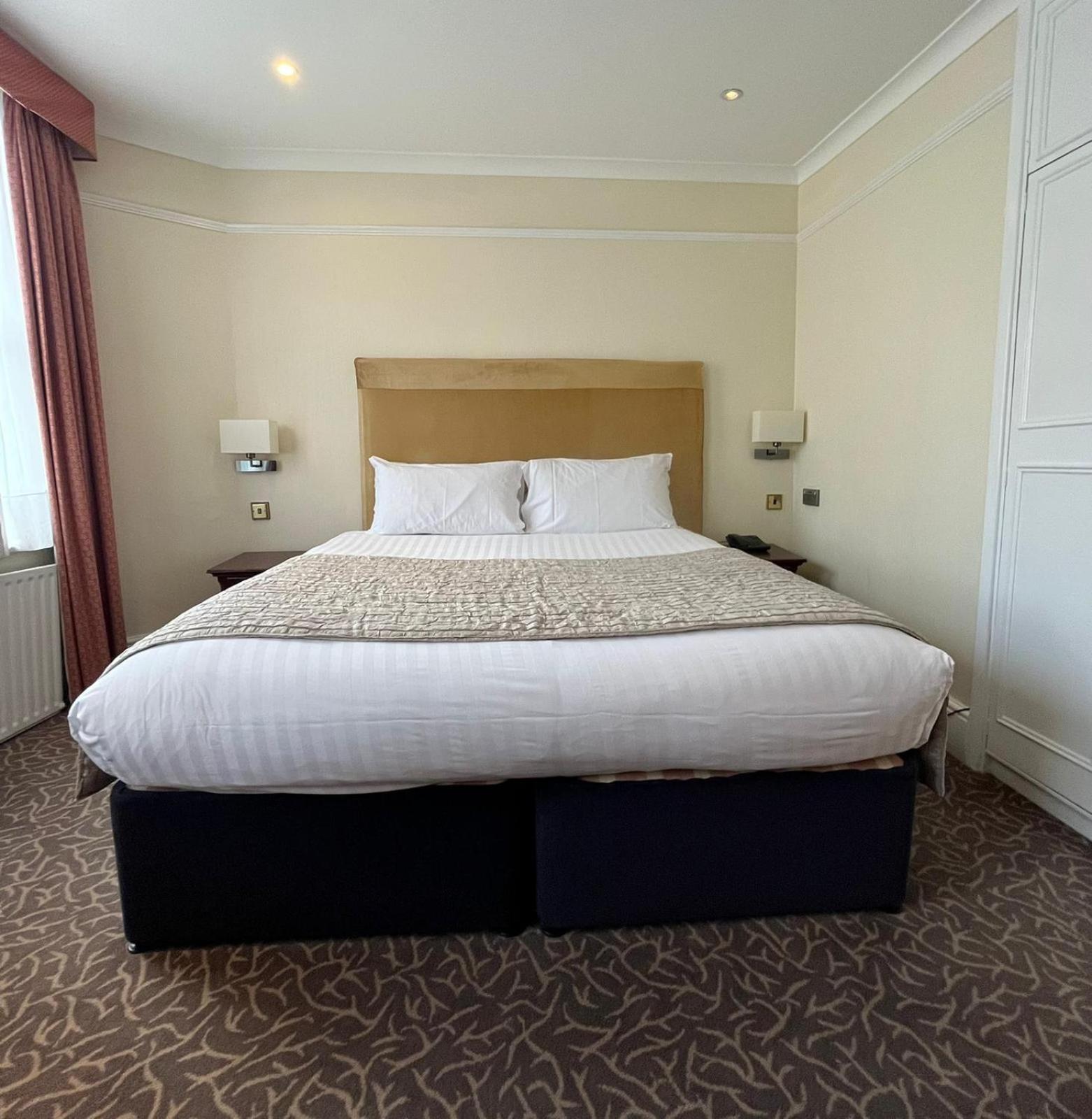 Junior Suite,1445379349:JPEG