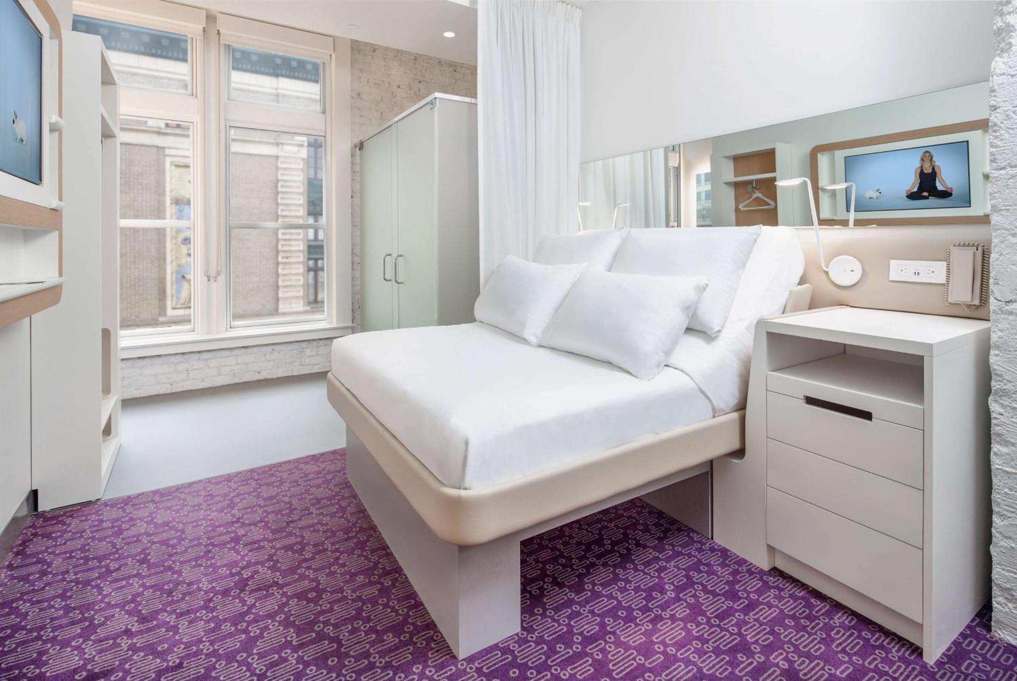 Premium Queen View Room