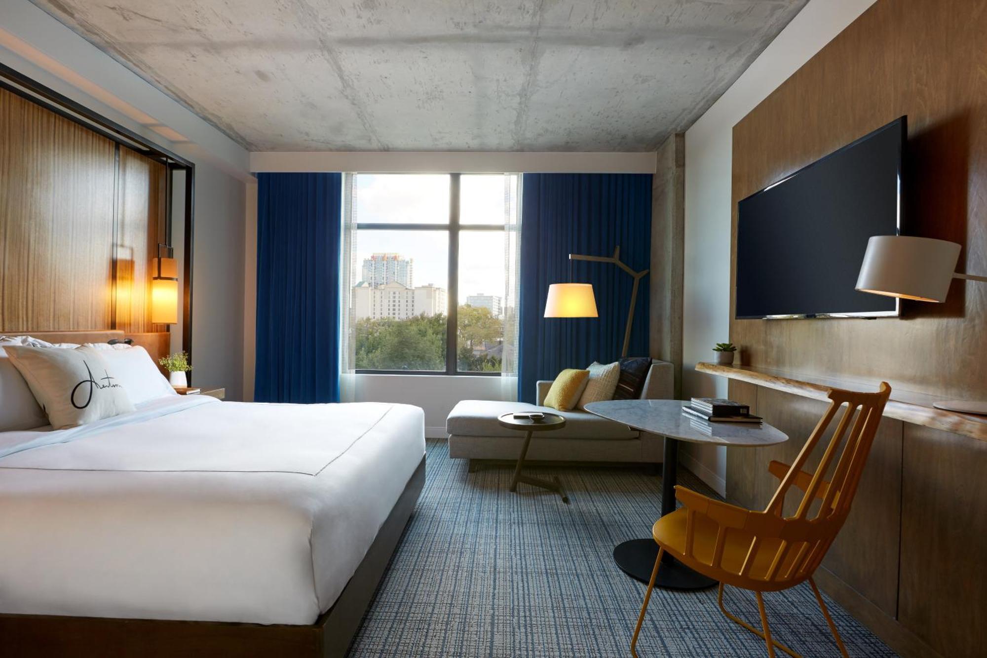 Premium King Room