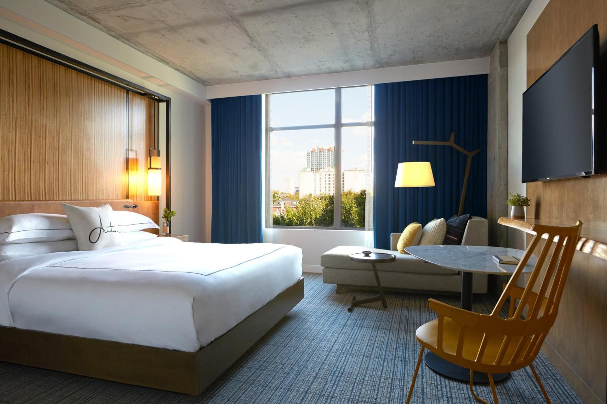 Premium King Room