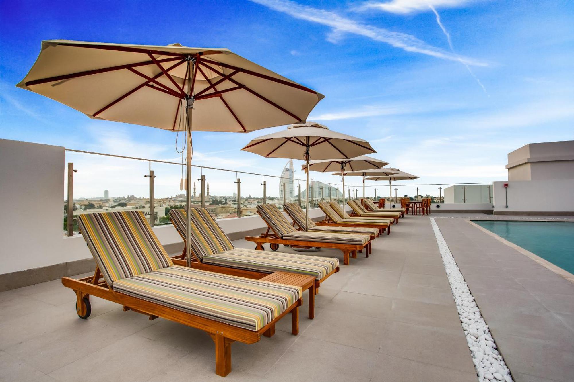 36 Hours Staycation Superior Room Spa Laundry Early Check 9AM Late Check-out 6PM