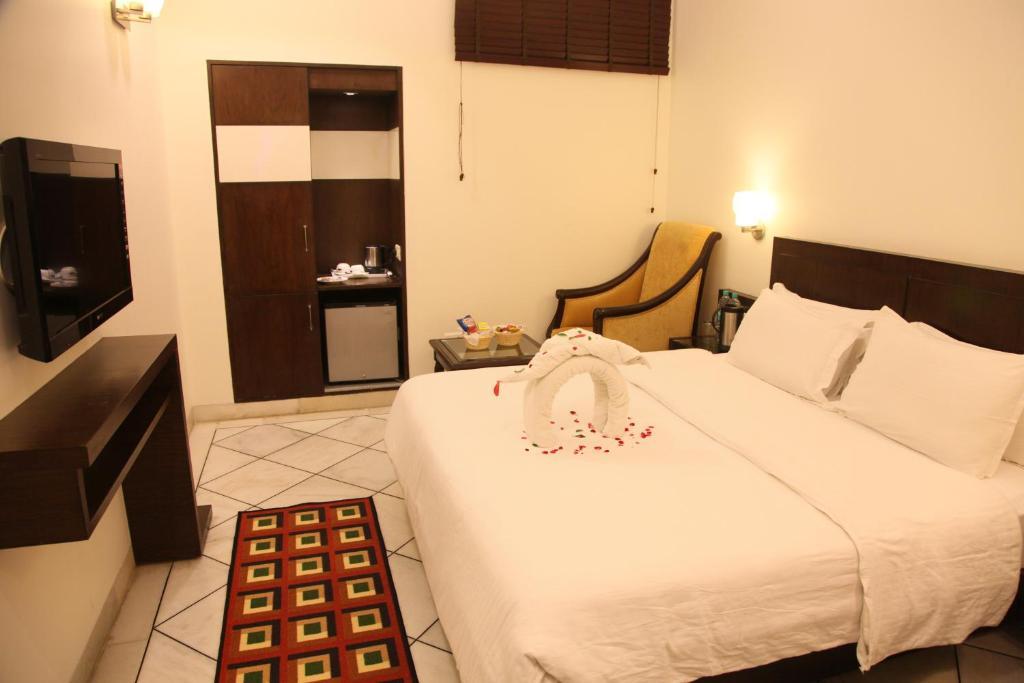 Executive Double with 10% discount on food & beverages
