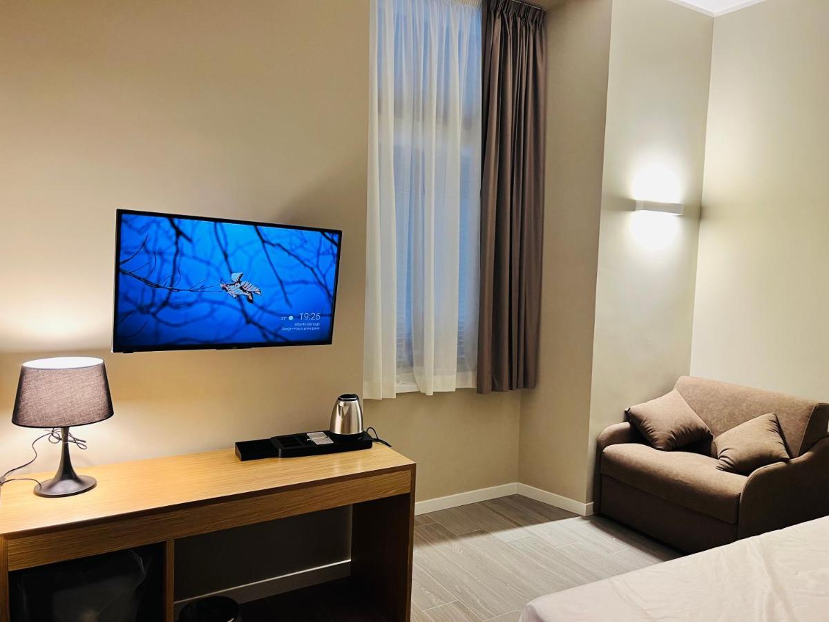 Superior Triple Room