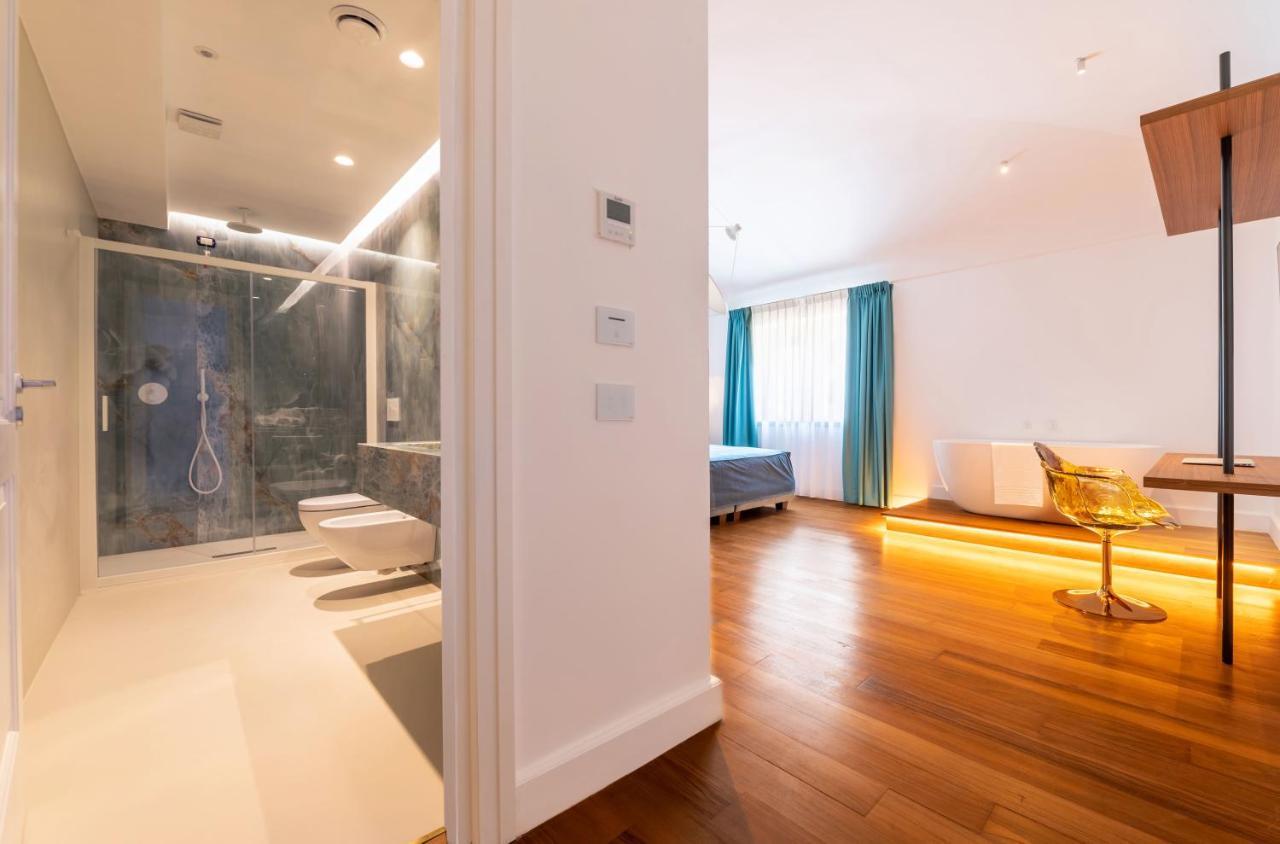 Deluxe Double Room with Bath