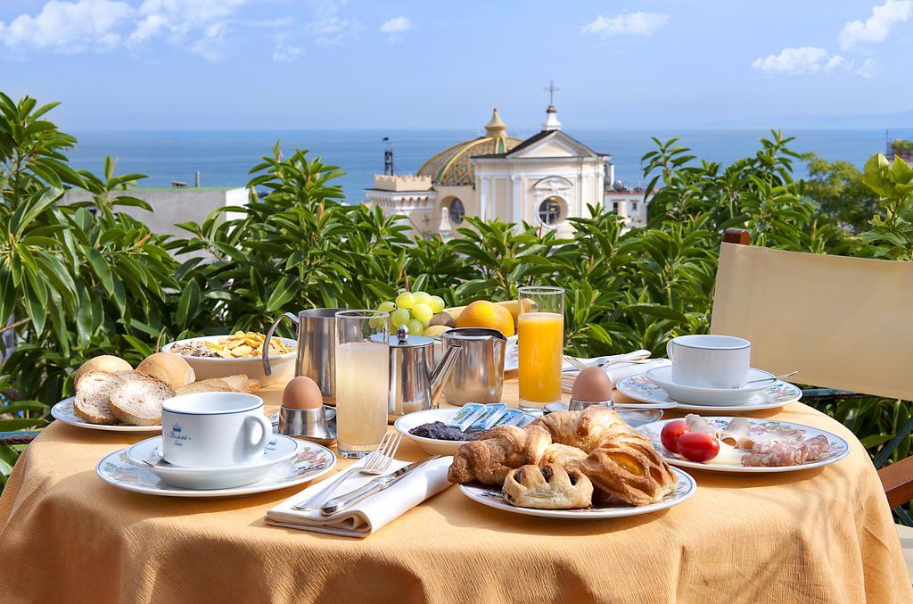 Superior Double or Twin Room with Terrace