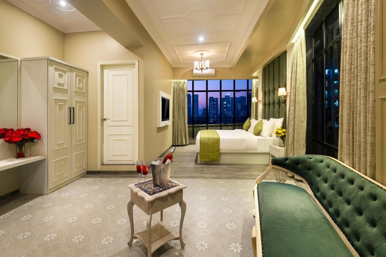Premium Club Room with Free 2-way Airport Transfers and Cocktail Hours (16:00 to 19:00 hrs)