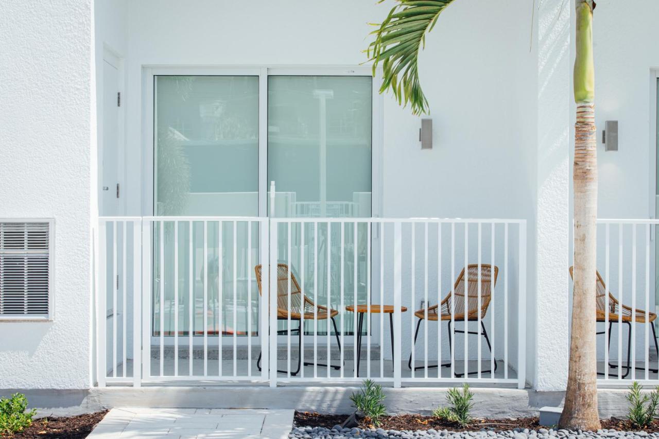 Studio Suite, Poolside Patio (Self Check-in with Virtual Front Desk)