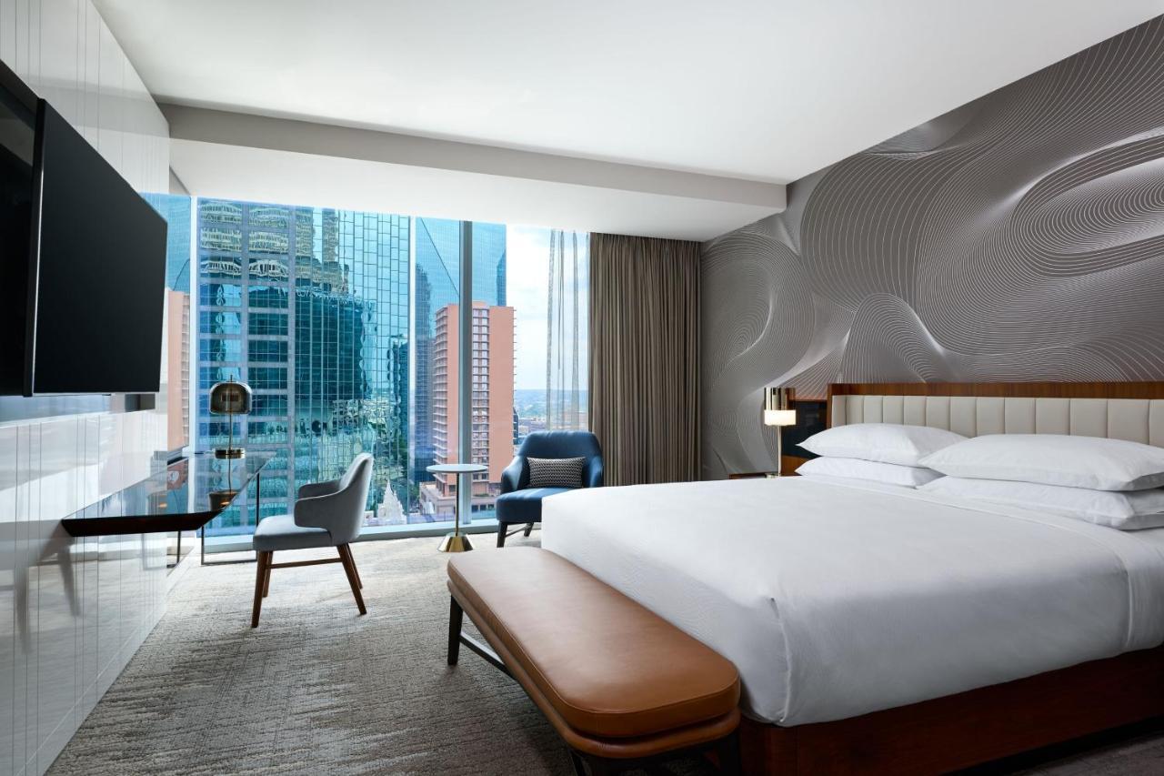 Deluxe King Room - High Floor
