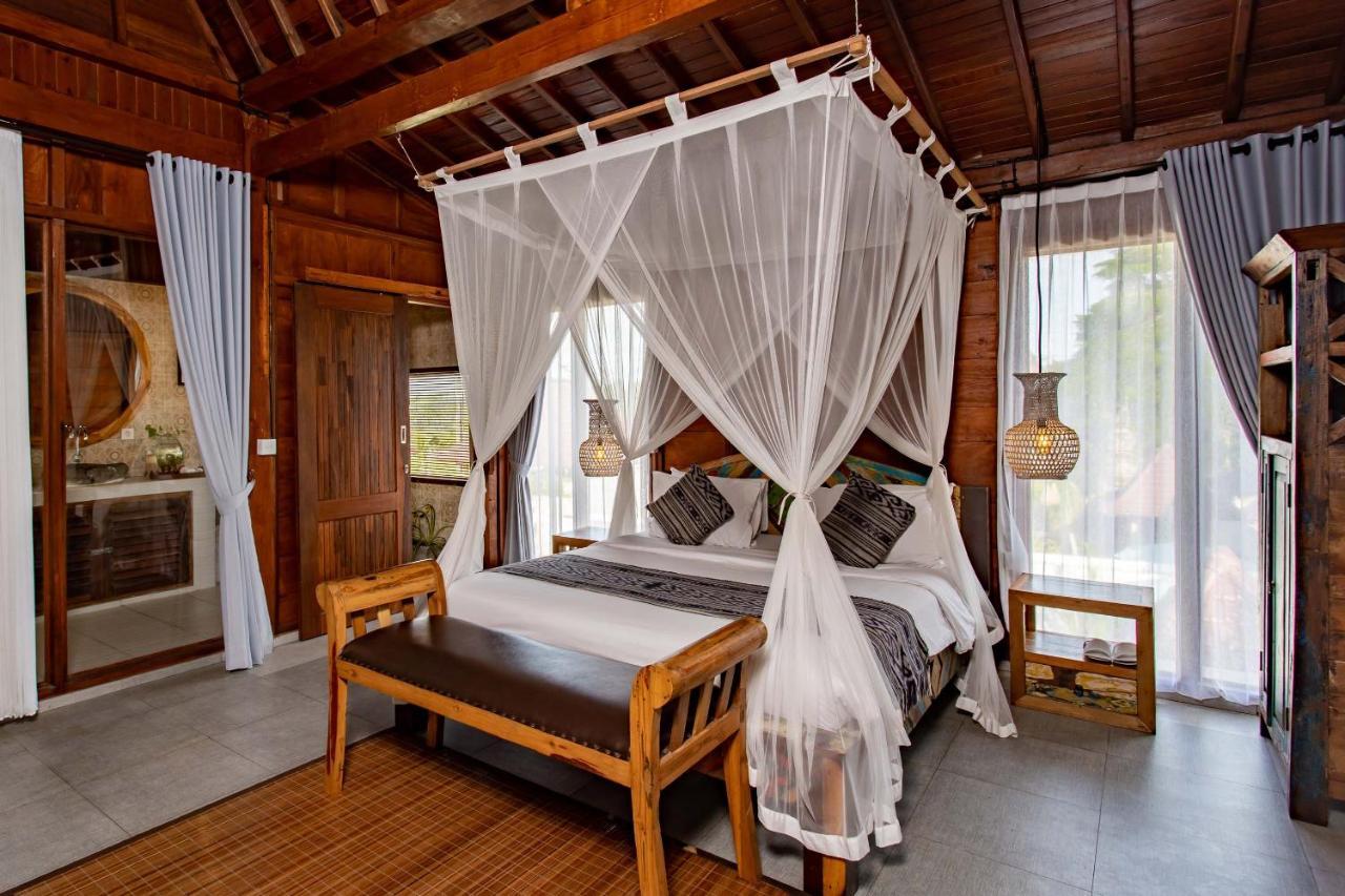 One Bedroom Deluxe with Plunge Pool