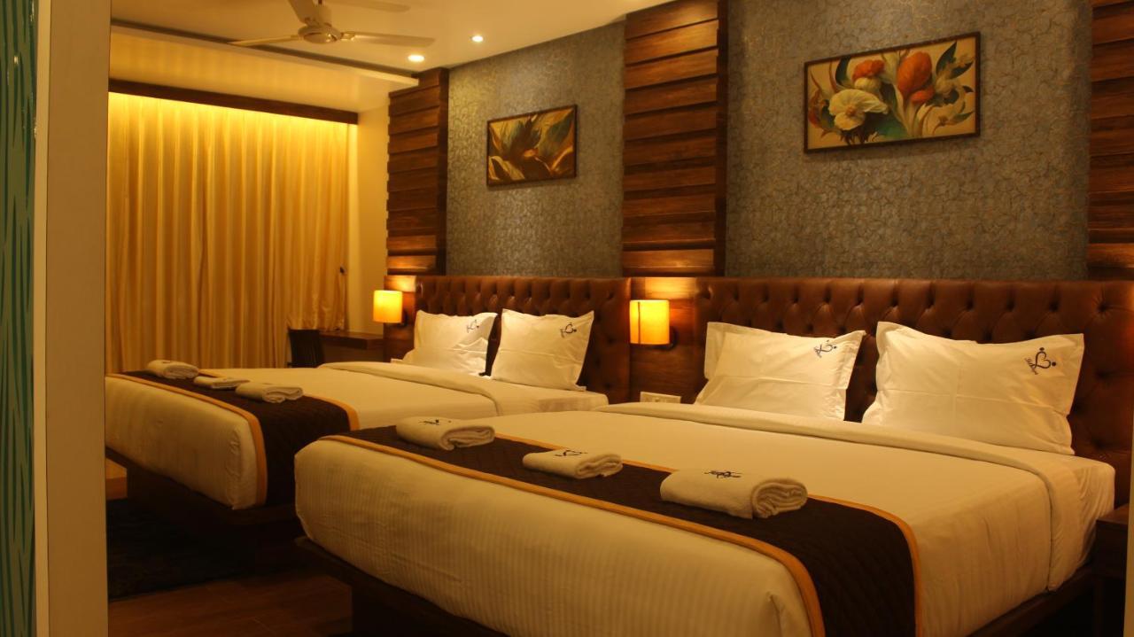 Superior Family Room on Airport Transfer Early check upto 2 hrs on Food & Beverages on Laundry service,1480382807:JPEG