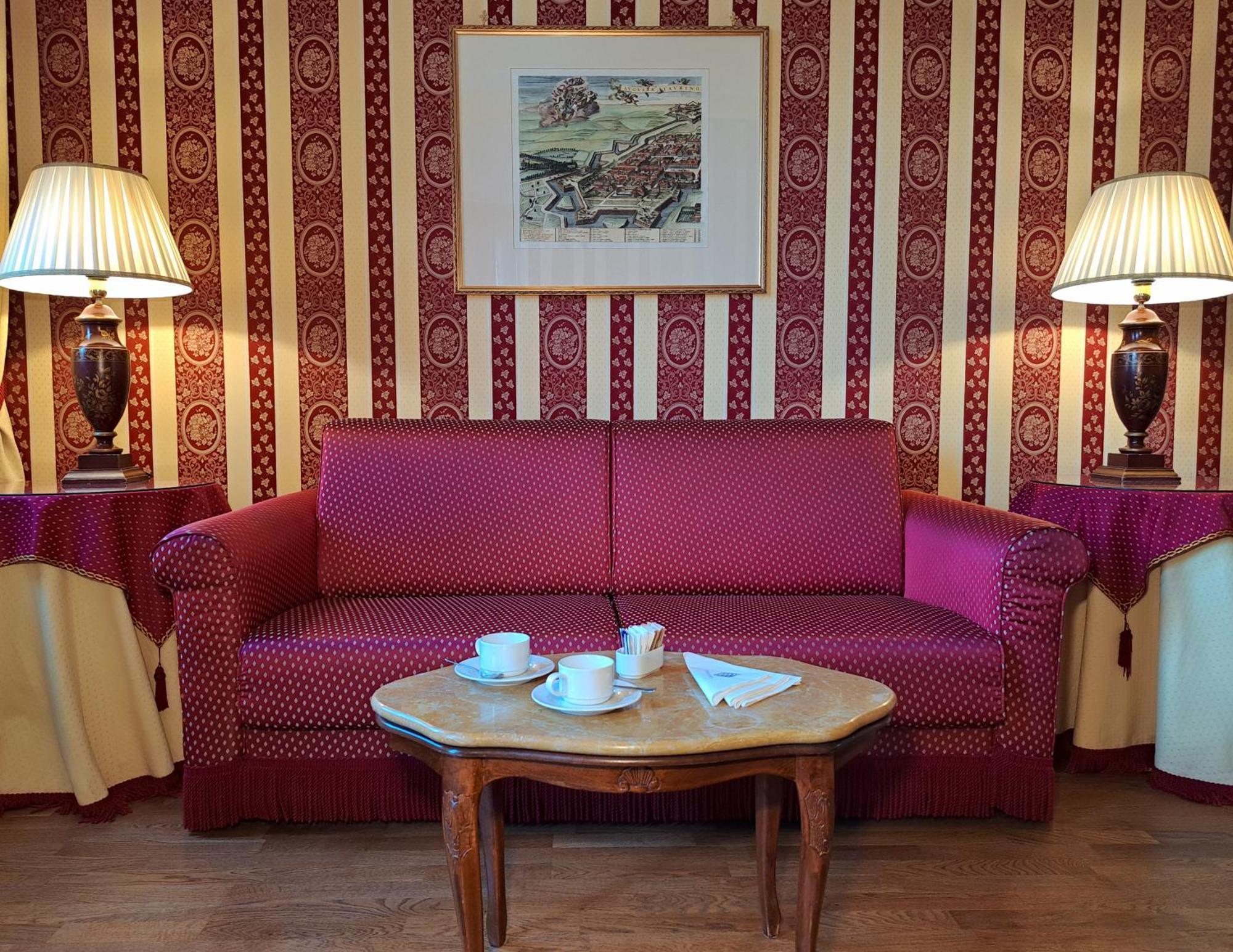 Suite Deluxe Grand Canal View,1488127588:JPEG