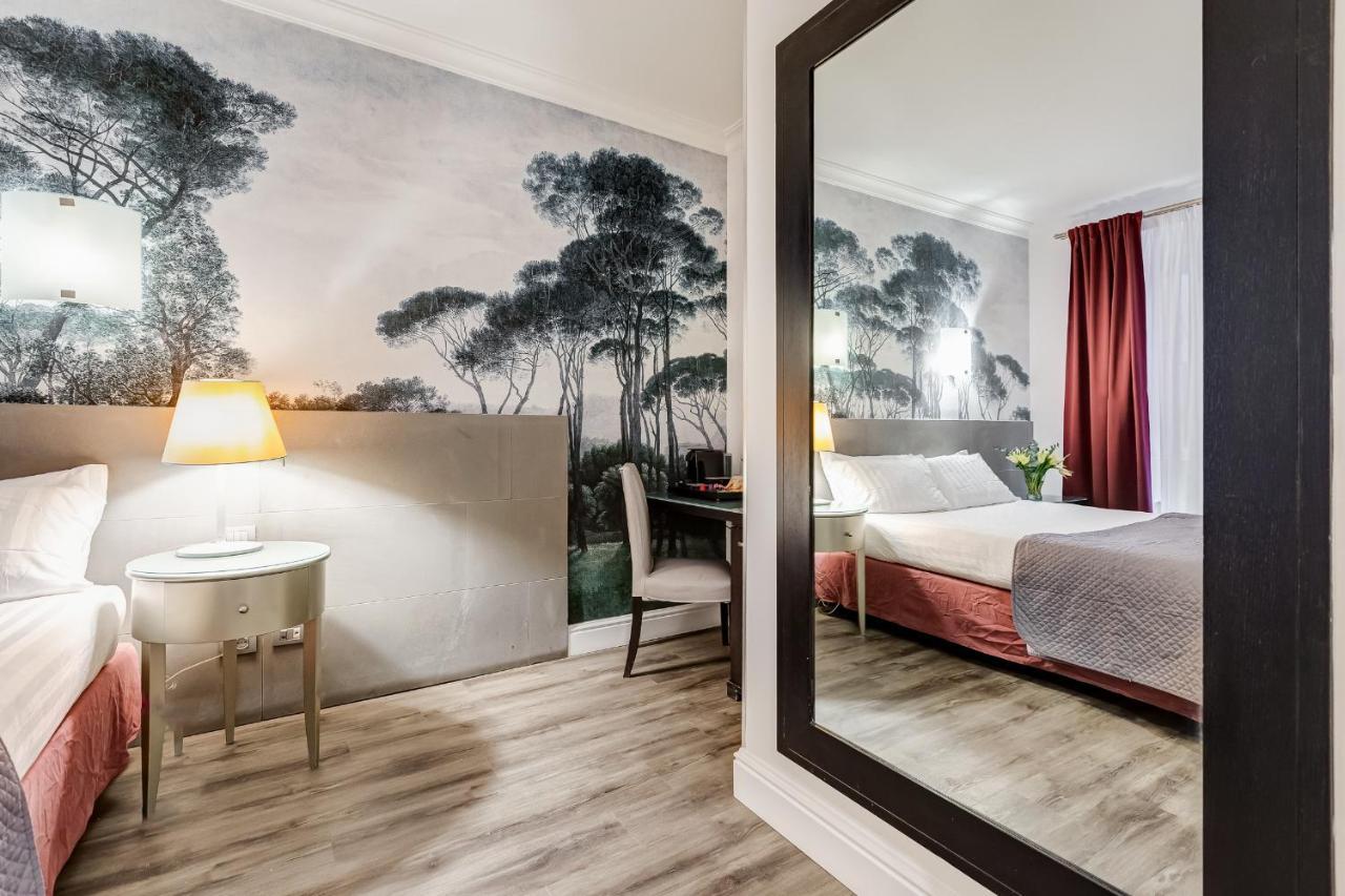 Standard Queen Room