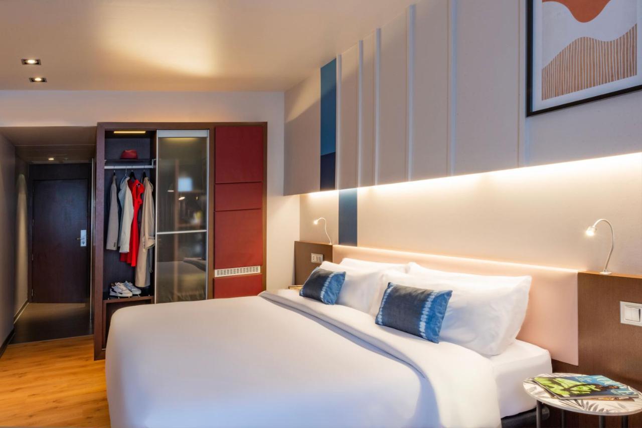 Premium King Room
