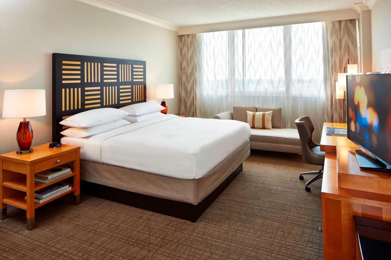 Guest Room, 1 King
