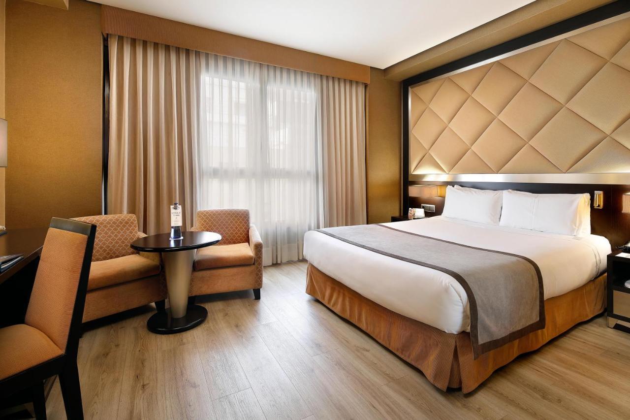 Twin Room,1600558075:JPEG