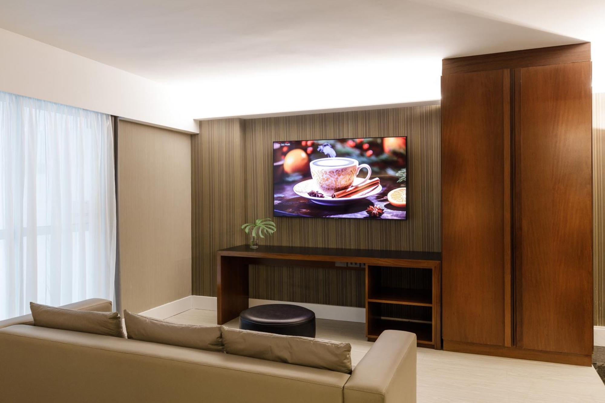 Junior Suite wtih Internal View