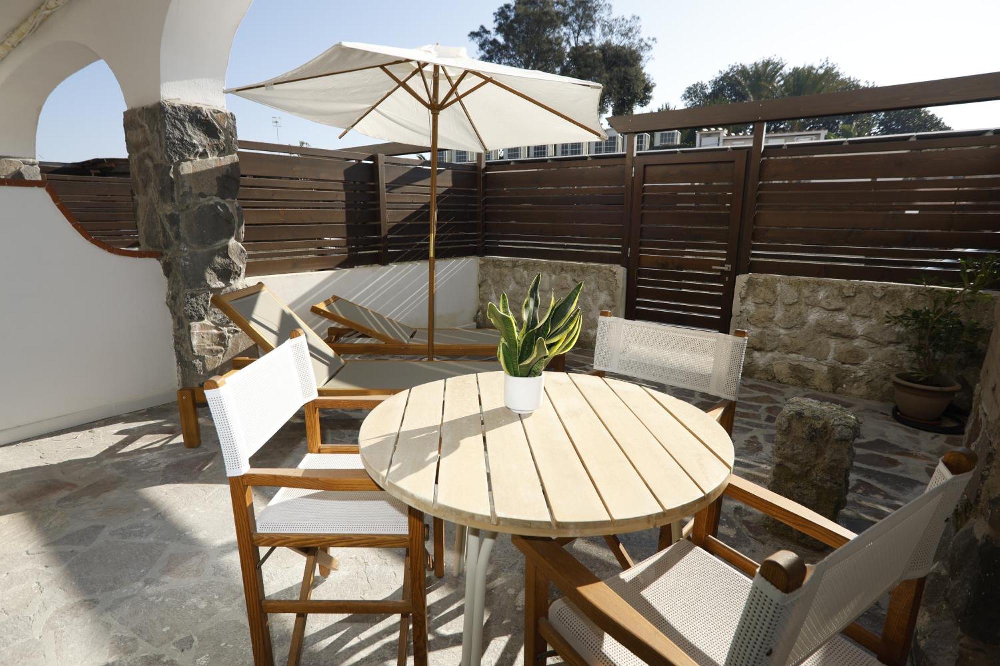 Junior Double Room with Terrace