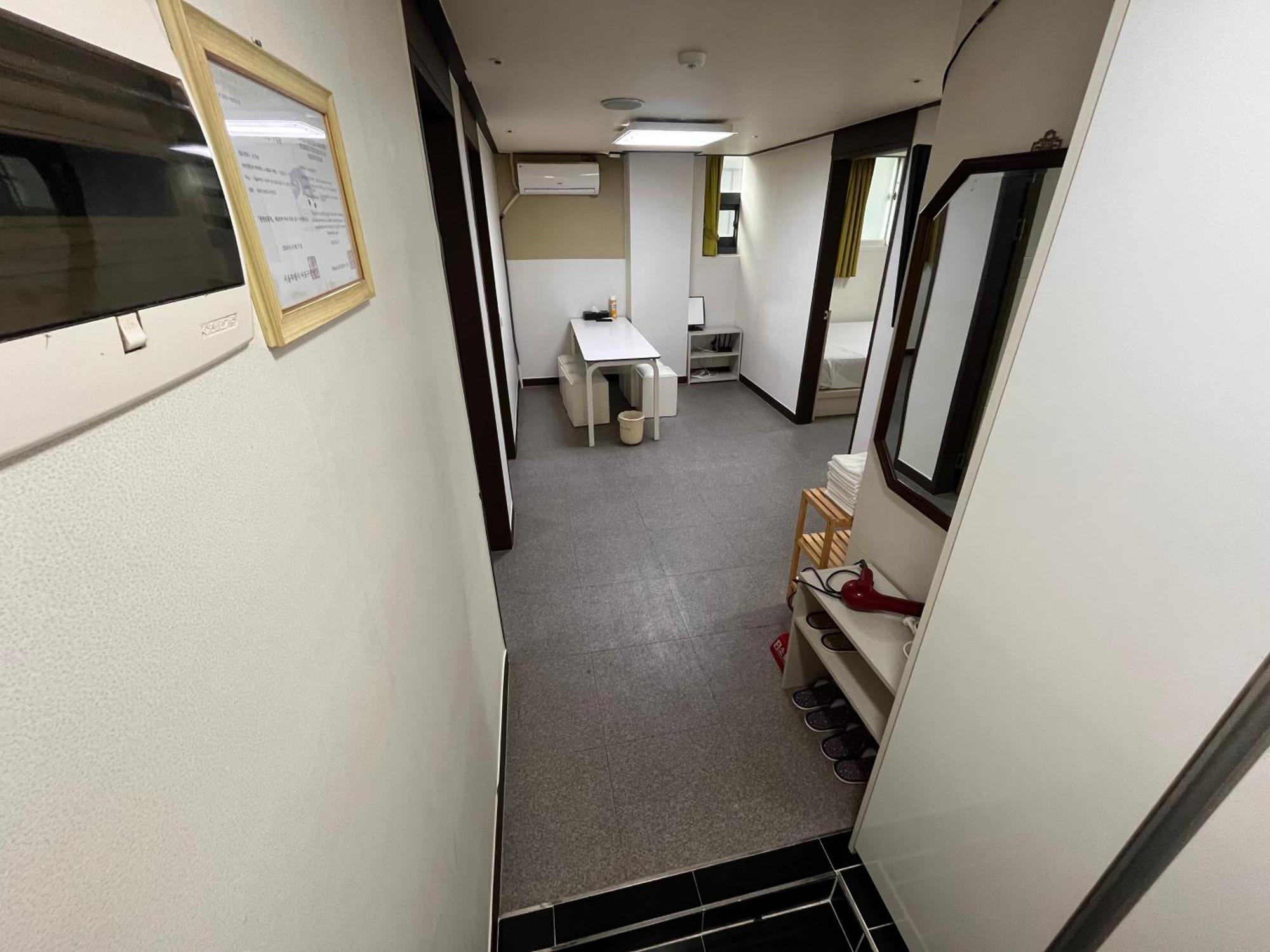 Triple Room