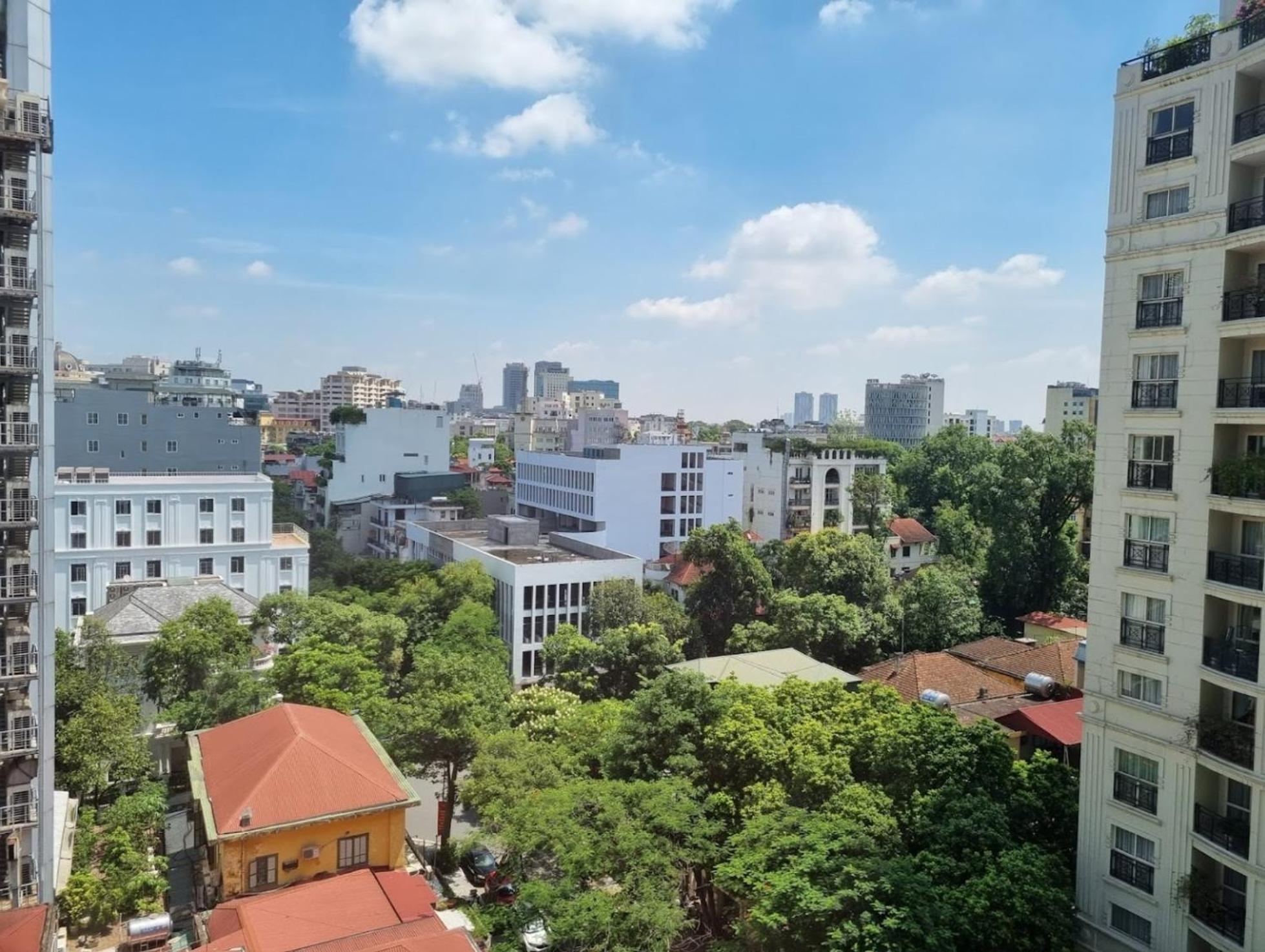 Suite with Garden View