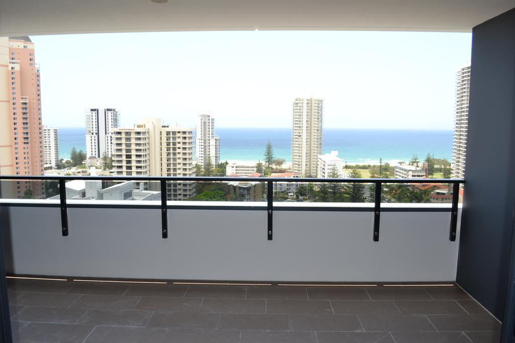 One-Bedroom Apartment with Ocean View
