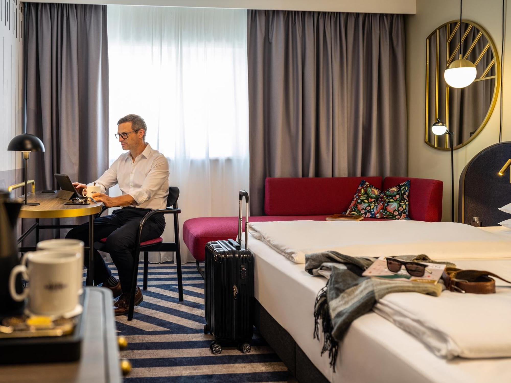Superior King Room