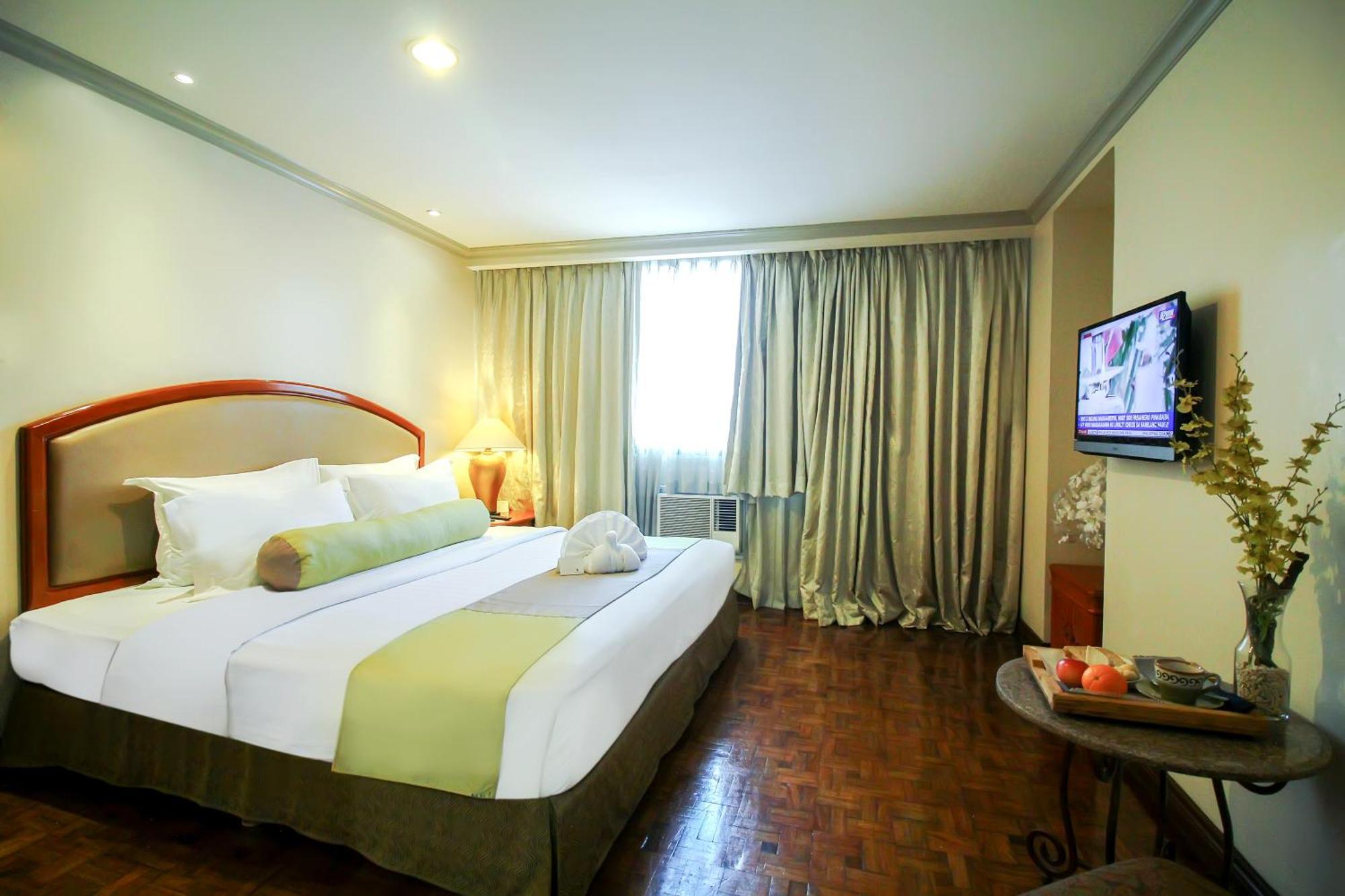 One Bedroom Suite
