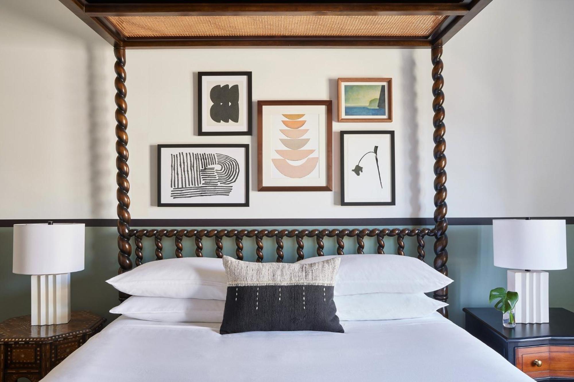 Premium King Room
