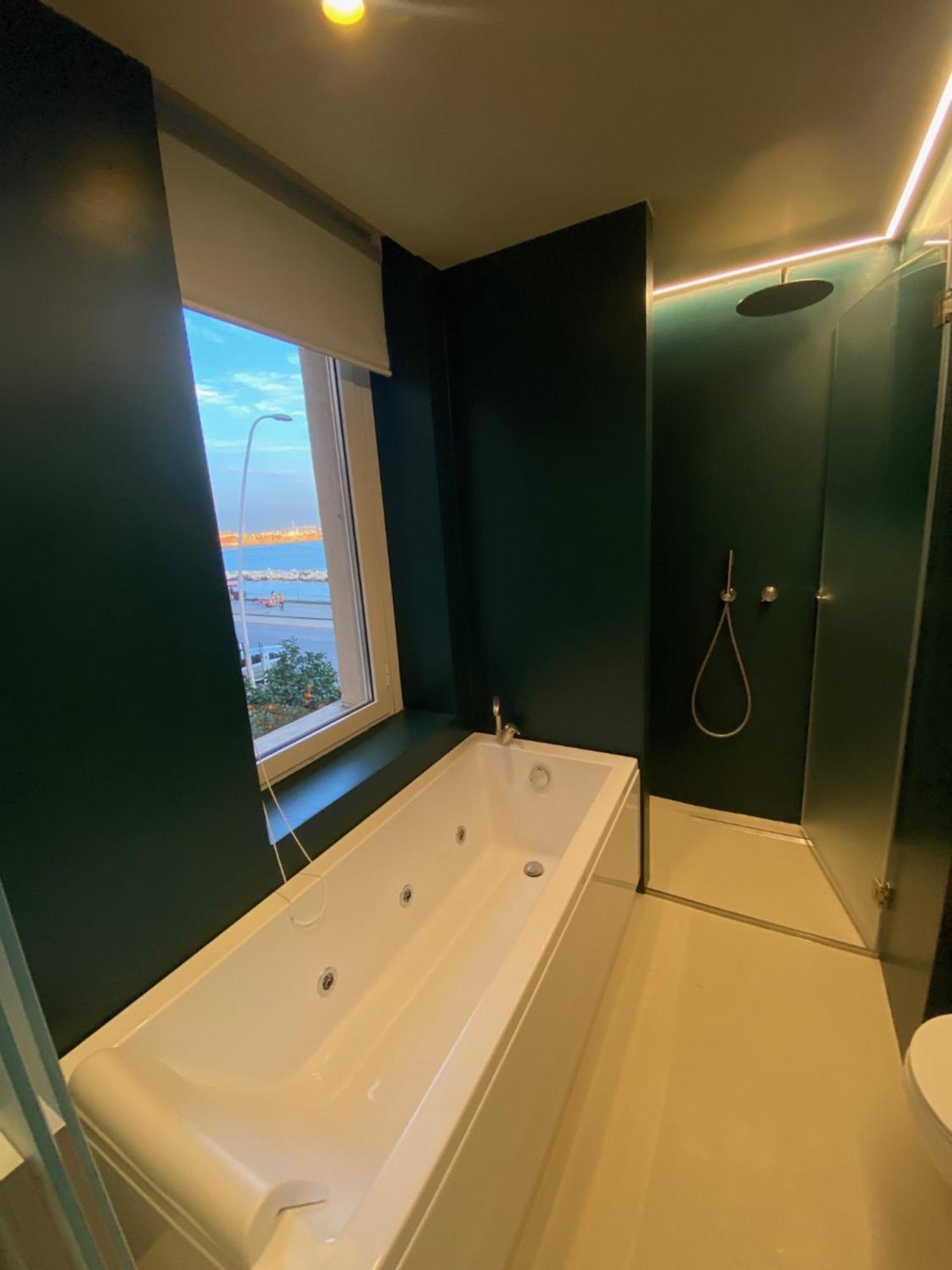 Junior Suite with Side Sea View, Jacuzzi and Balcony