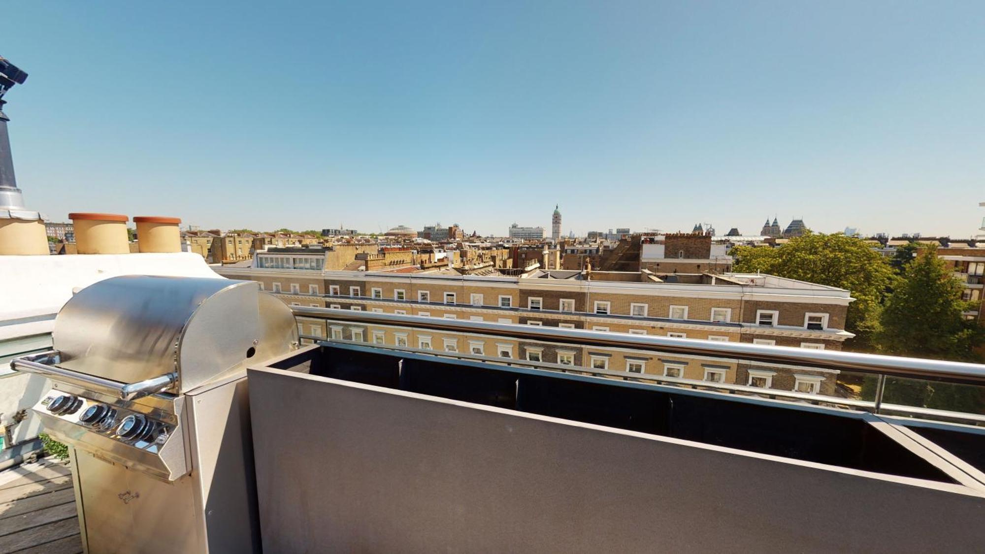 One-Bedroom Apartment with Terrace,1522466068:JPEG