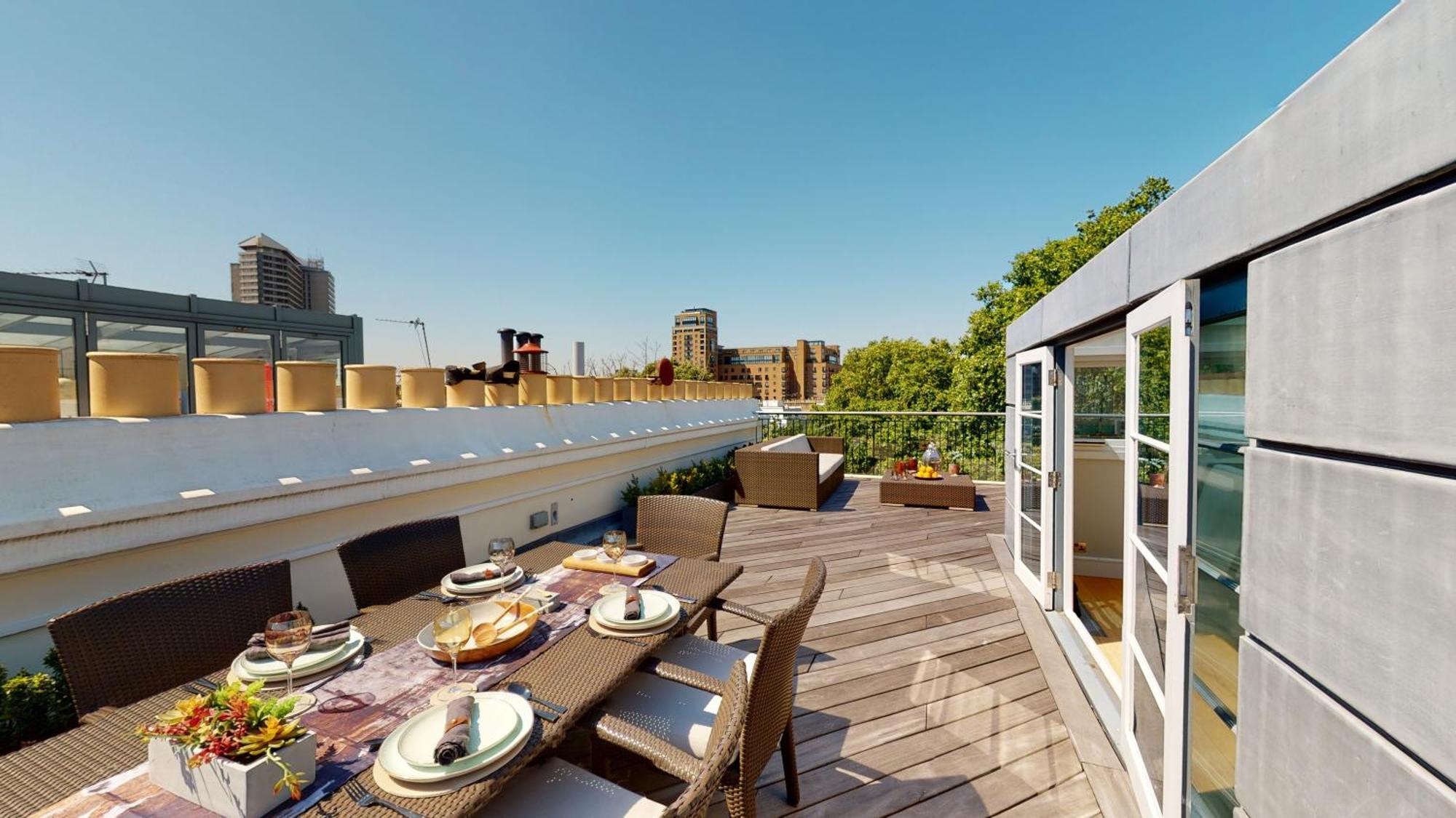 One-Bedroom Apartment with Terrace