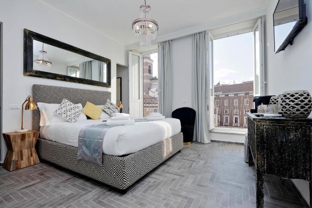 King Room with Balcony