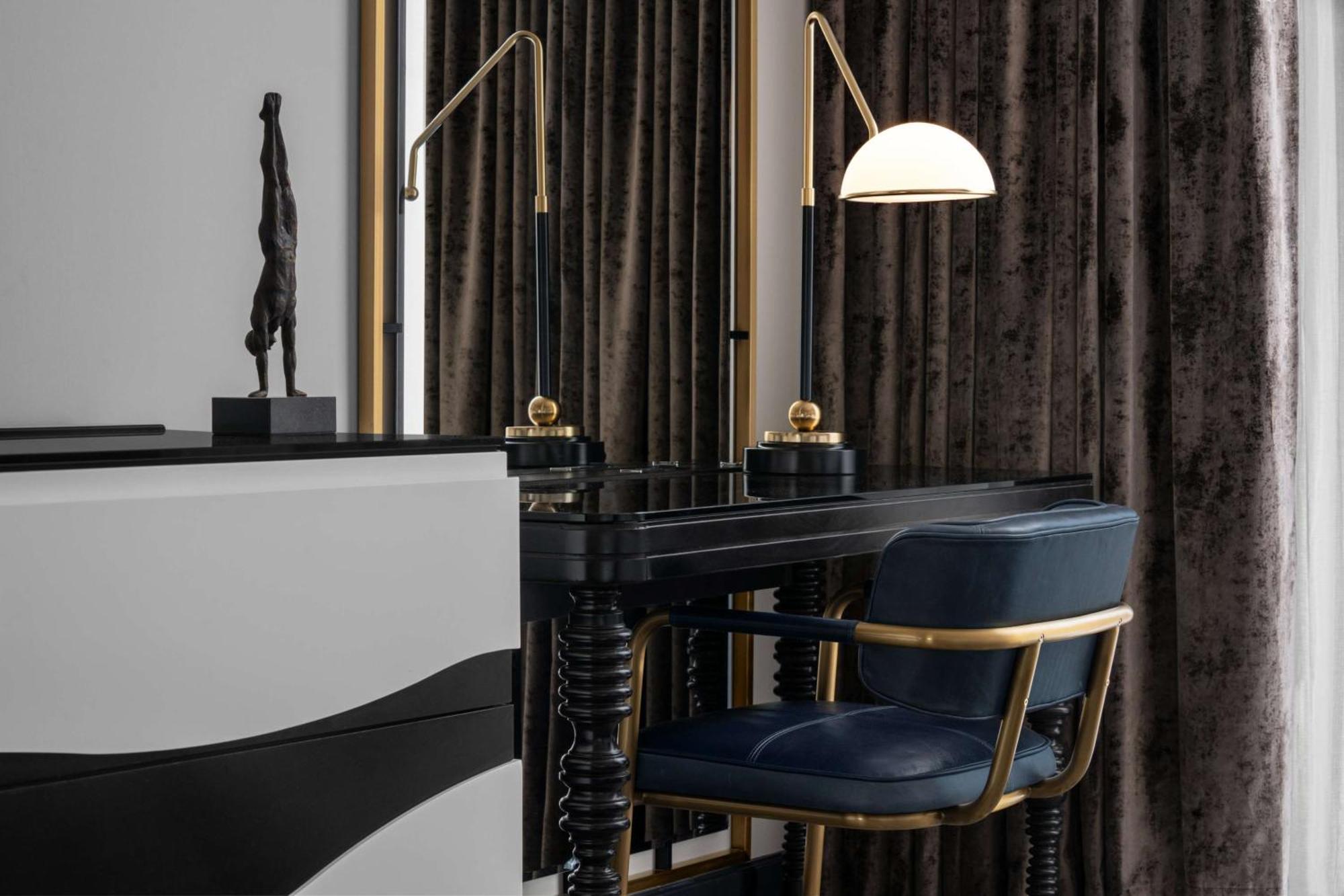 King Room