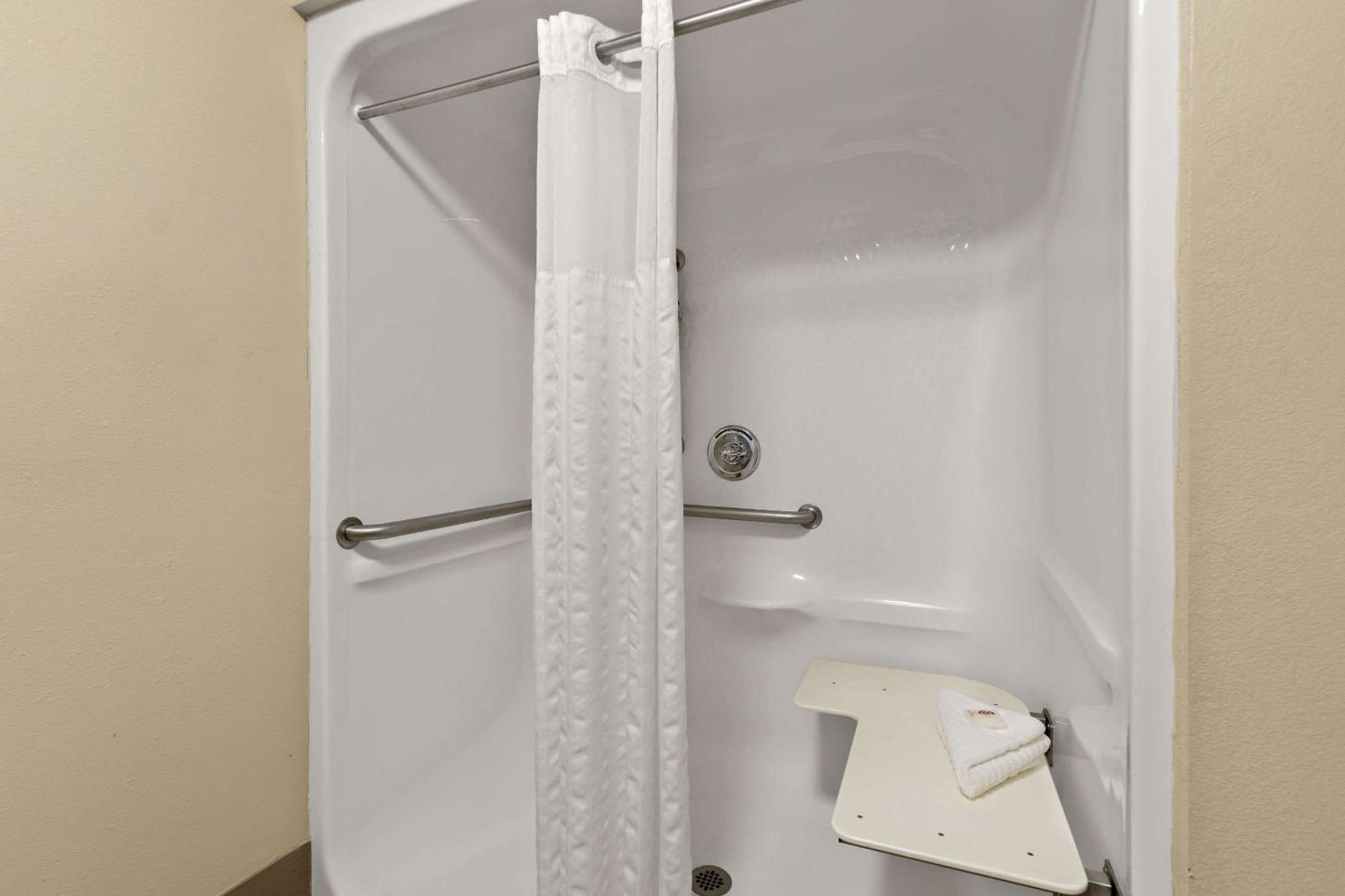 King Suite Disability Access or Non-Smoking
