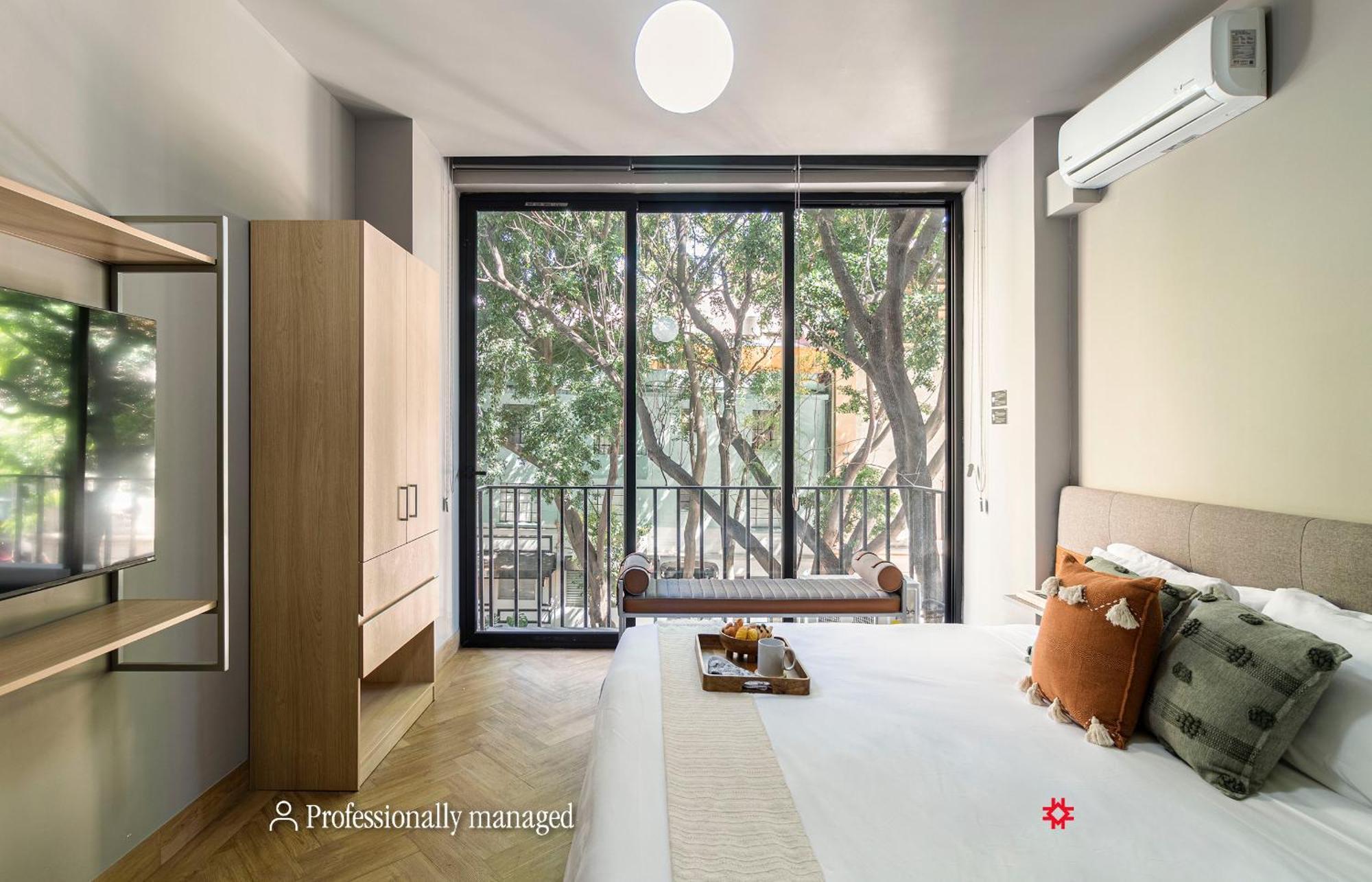 One-Bedroom Loft Apartment with Balcony